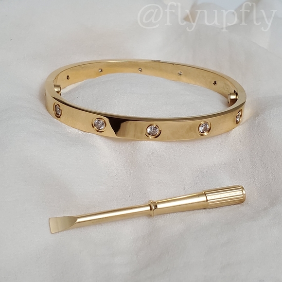 Bracelet 18k Gold Filled Screw Bangle - Picture 5 of 9